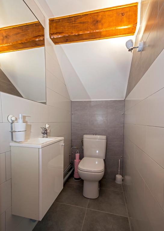 Bed and Breakfast Le Carnival Laval  Экстерьер фото